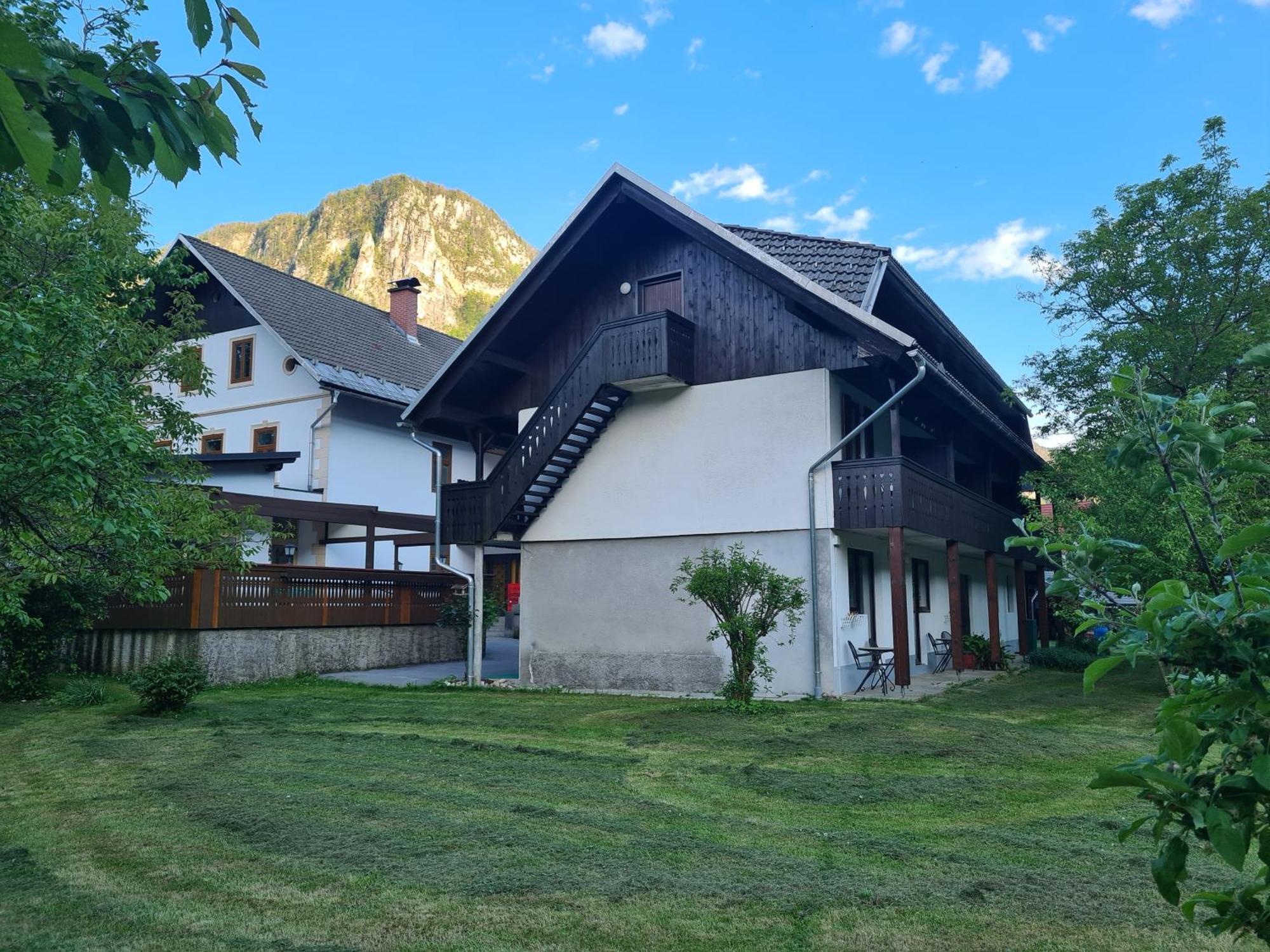 Gostilna Batist Bed and Breakfast Bohinjska Bela Exterior foto